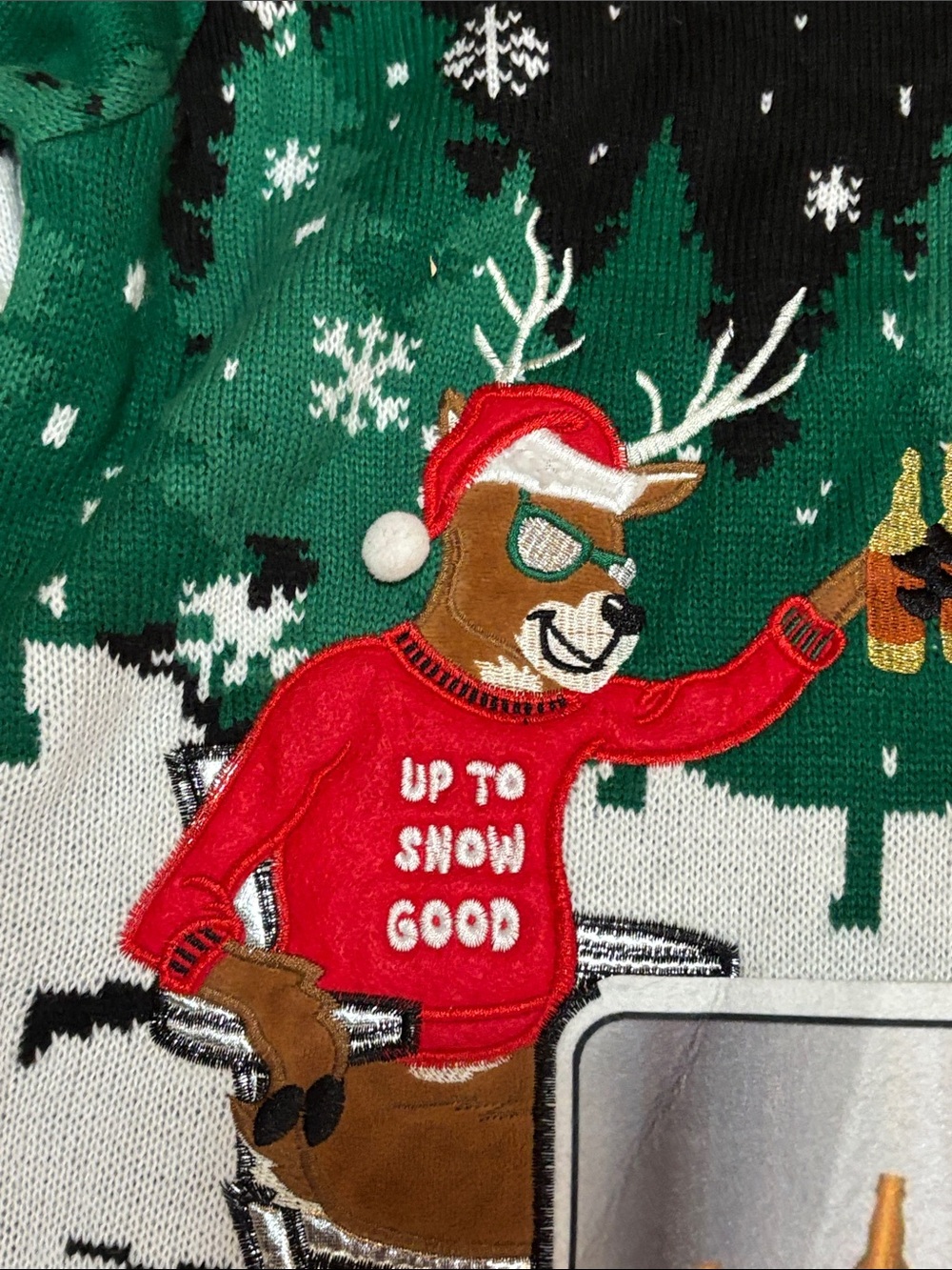 Men's XL Christmas Ugly Green & Red Holiday Reindeer Sweater - Picture 4 of 11